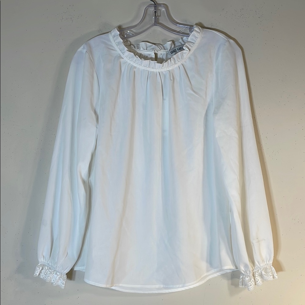 NWT. Boho Grace Karin Medium White Blouse.